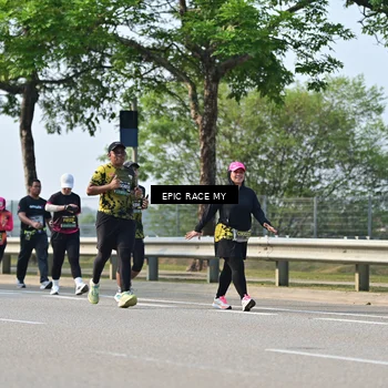 Runner Photo 6528700