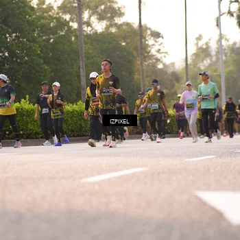 Runner Photo 6528750