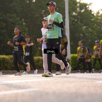Runner Photo 6528760