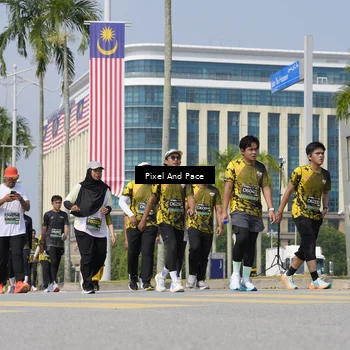 Runner Photo 6528765