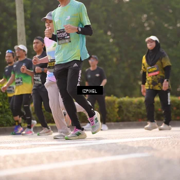 Runner Photo 6528772