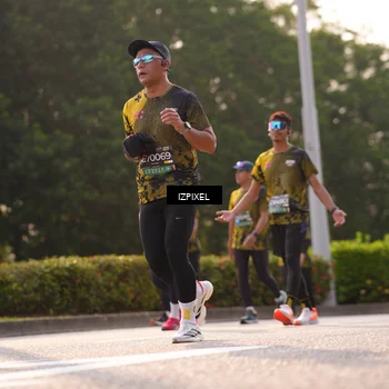 Runner Photo 6528791