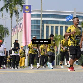 Runner Photo 6528795