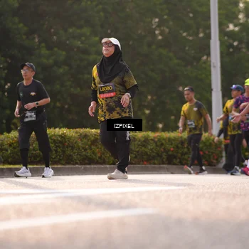 Runner Photo 6528797