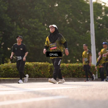Runner Photo 6528808