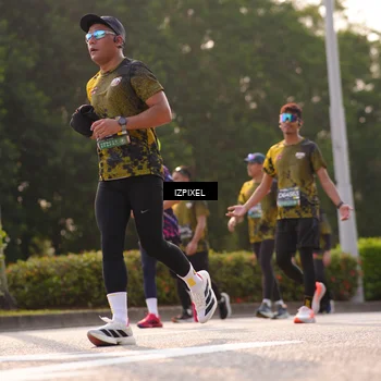 Runner Photo 6528823