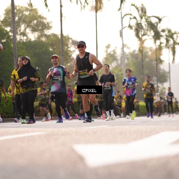 Runner Photo 6528868