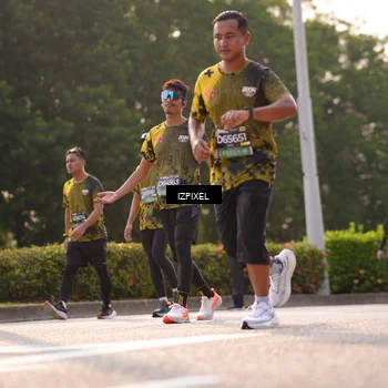 Runner Photo 6528869