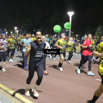 Runner Photo 6528887