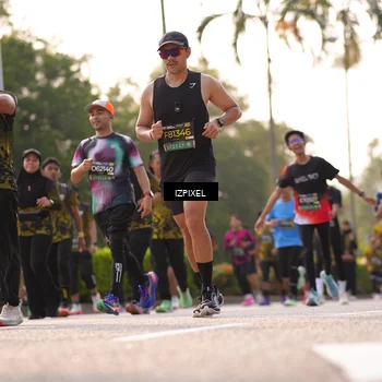 Runner Photo 6528899