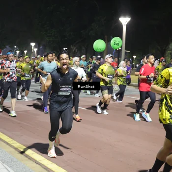 Runner Photo 6528902