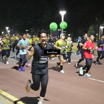 Runner Photo 6528924