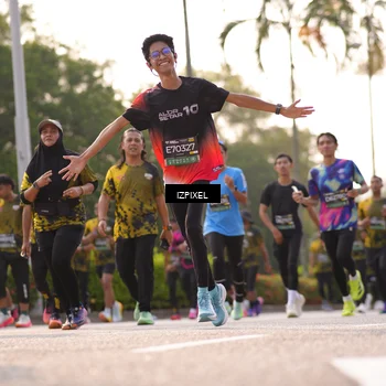 Runner Photo 6528929
