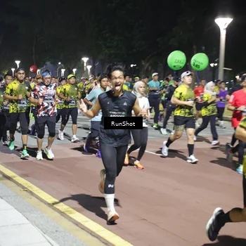 Runner Photo 6528941