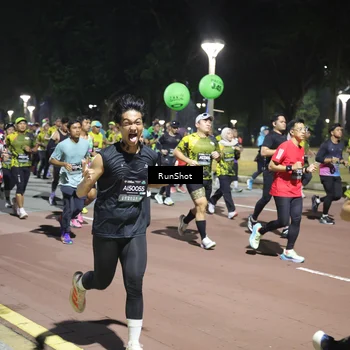 Runner Photo 6528946