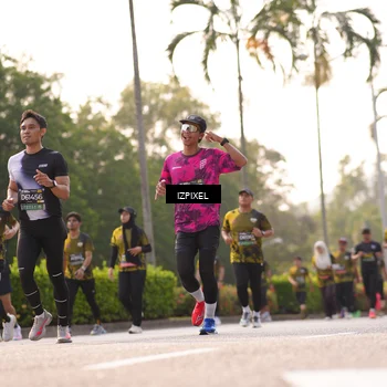 Runner Photo 6529003