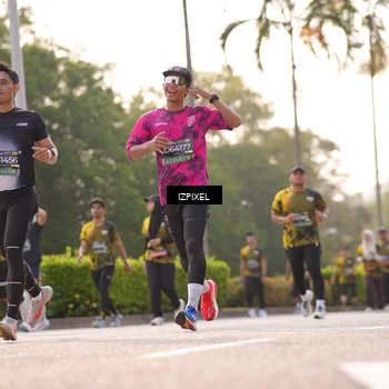 Runner Photo 6529029