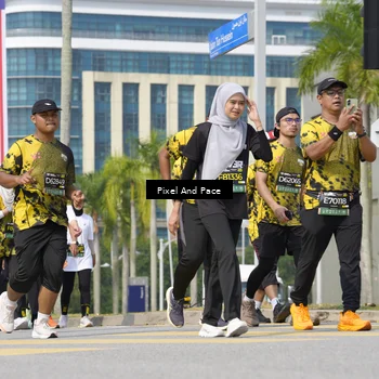 Runner Photo 6529034