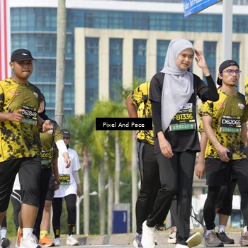 Runner Photo 6529060