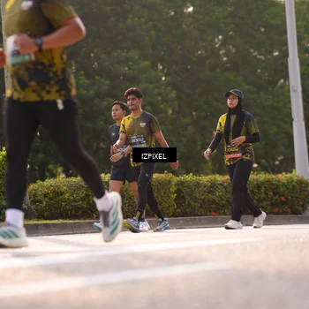 Runner Photo 6529100