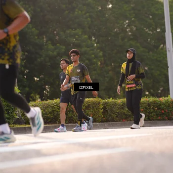 Runner Photo 6529101