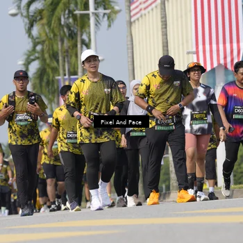 Runner Photo 6529115