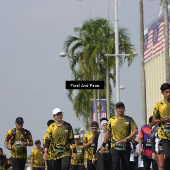 Runner Photo 6529146