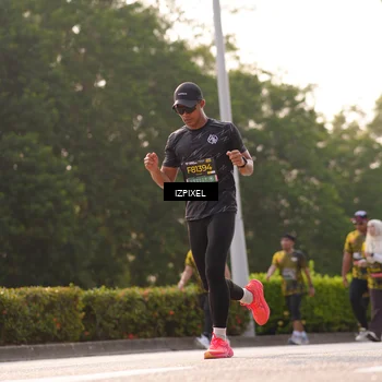 Runner Photo 6529151