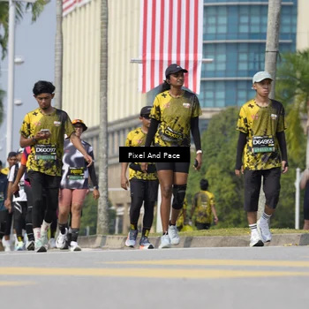 Runner Photo 6529163