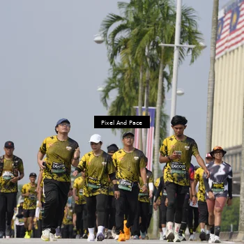 Runner Photo 6529175