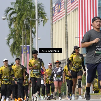 Runner Photo 6529185