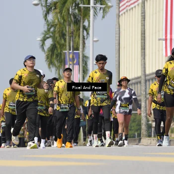 Runner Photo 6529190