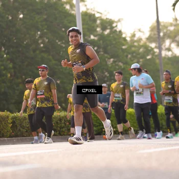 Runner Photo 6529214