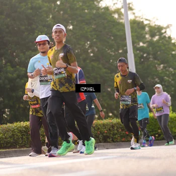 Runner Photo 6529256