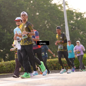 Runner Photo 6529260