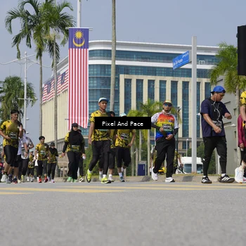 Runner Photo 6529280