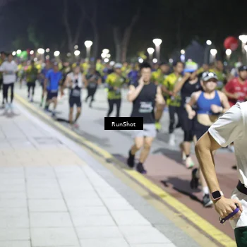 Runner Photo 6529312