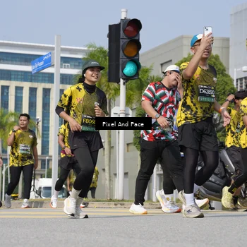 Runner Photo 6529317
