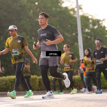 Runner Photo 6529333