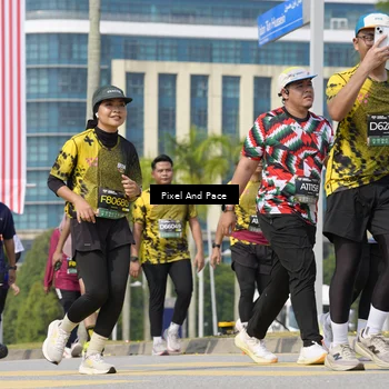 Runner Photo 6529345