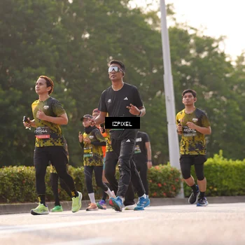 Runner Photo 6529356