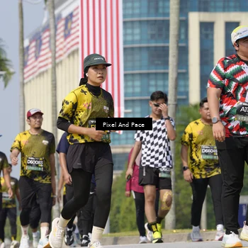 Runner Photo 6529362