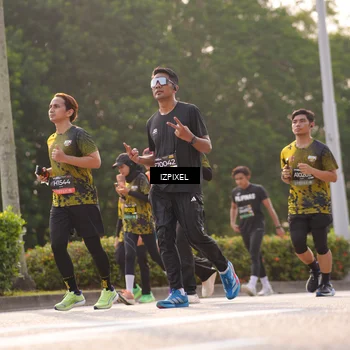 Runner Photo 6529375