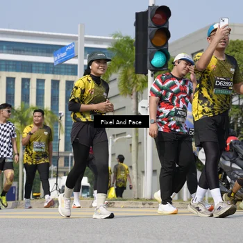 Runner Photo 6529388