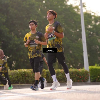 Runner Photo 6529411