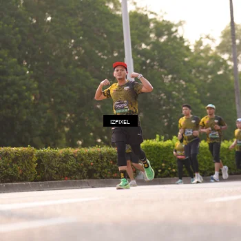 Runner Photo 6529421