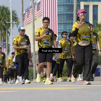 Runner Photo 6529423