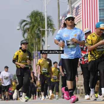 Runner Photo 6529427