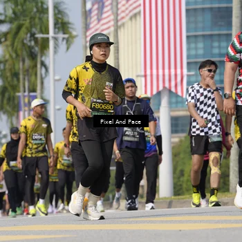 Runner Photo 6529430