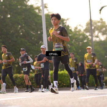 Runner Photo 6529479
